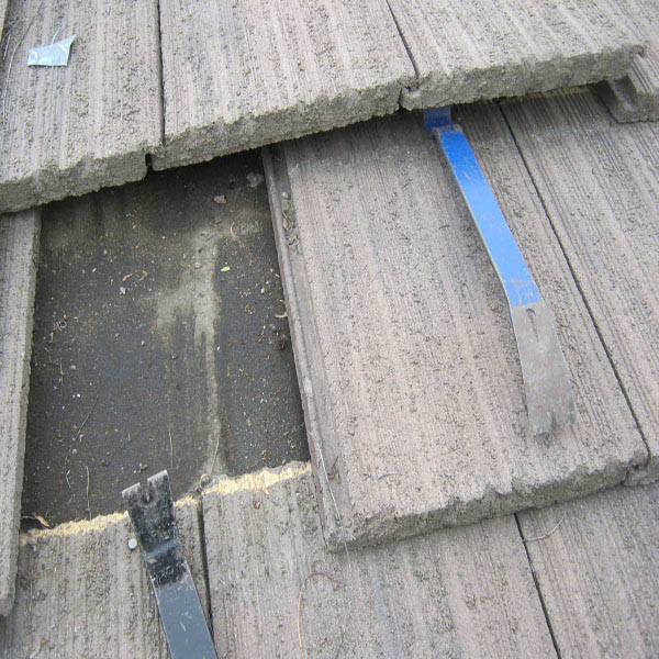 Roof Tile Replacement